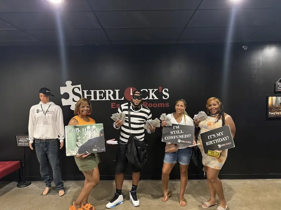 https://assets.releaserooms.com/uploads/1722619037-sherlock-s-escape-rooms-dallas.jpg-imor3t2jc2bdb.webp